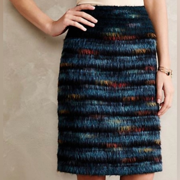 ANTHROPOLOGIE Maeve Feathered Wool Mini Pencil Skirt Fuzzy Blue Motif Size 0 - Picture 2 of 13